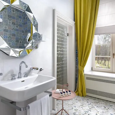 فندق Relais & Chateaux Quadrille - Adults Only 5*