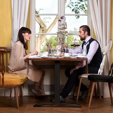 Relais & Chateaux Quadrille - Adults Only فندق غدينيا