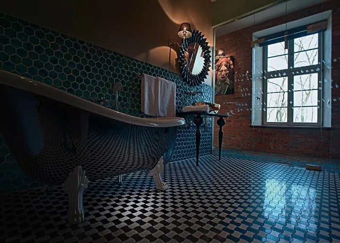 Отель Relais & Chateaux Hotel Quadrille - Adults Only Гдыня